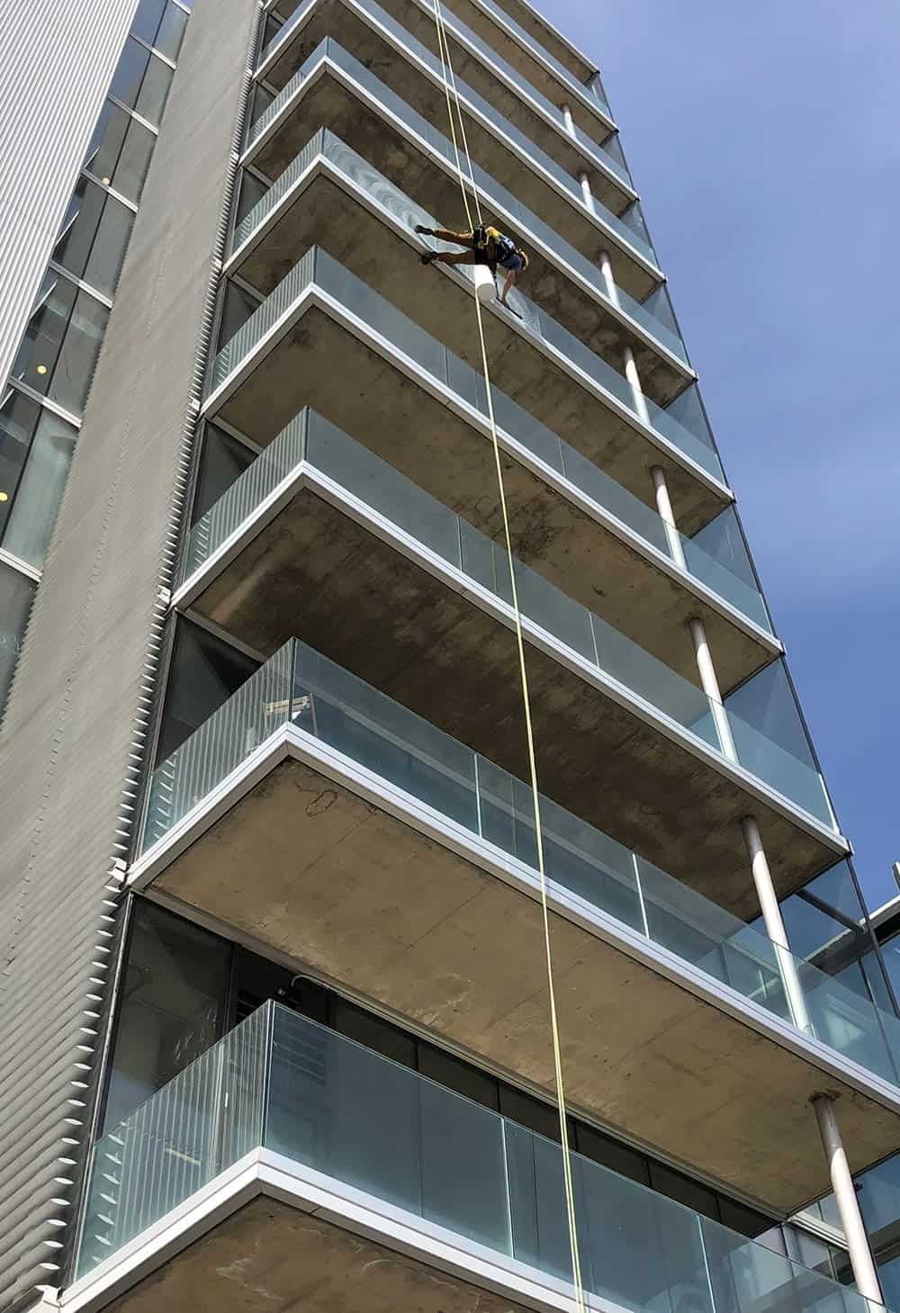 Condo Window Cleaning
