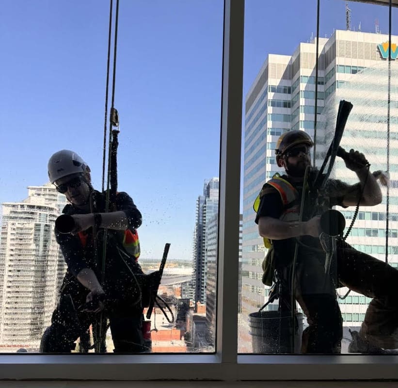 high-rise-window-cleaning-in-Edmonton